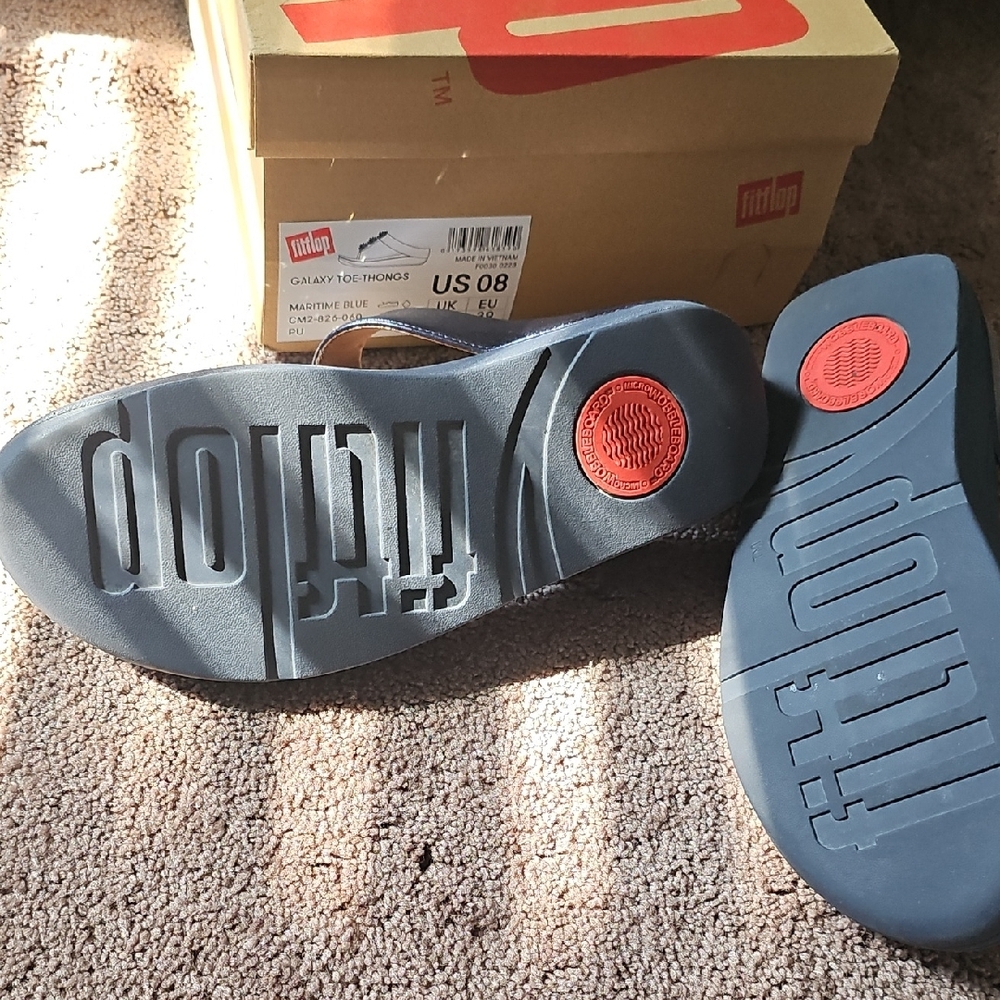 Fitflop Black Sandals Comfortable Stylish Design - Picture 3 of 6